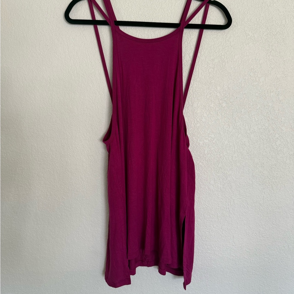 Beyond Yoga Cross Back Tank Magenta XL NWT